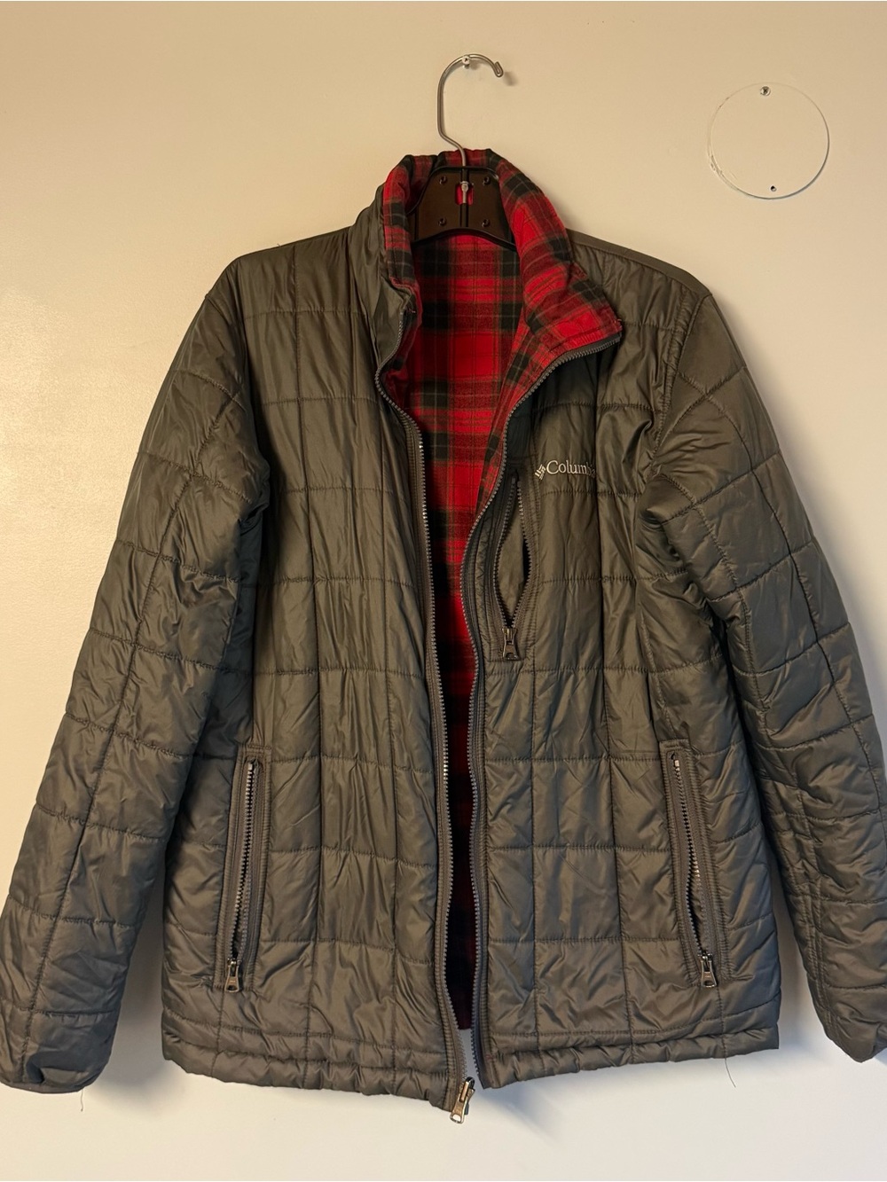 Columbia Men's Gray Puffer Jacket with Red Plaid Lining-REVERSIBLE